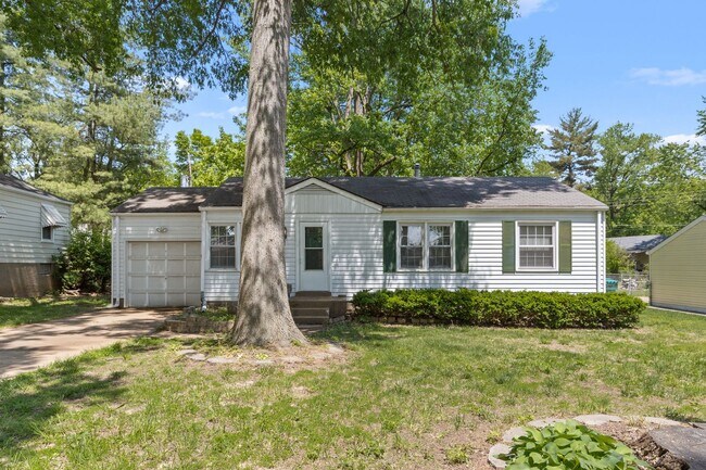Foto del edificio - Cute 3 bed 1 Bath in Bellefontaine Neighbors
