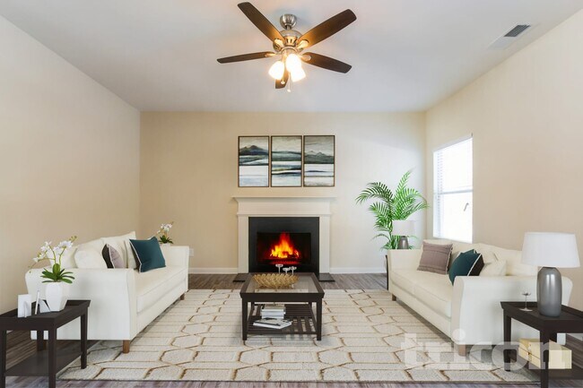 Foto del edificio - 457 Shady Glen