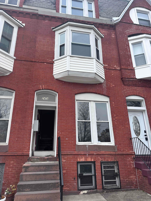 Building Photo - 2404 N Calvert St