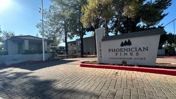 Foto principal - 3420 W Danbury Dr