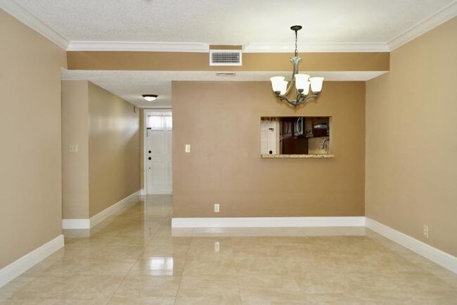 Foto del edificio - 3011 Linton Blvd