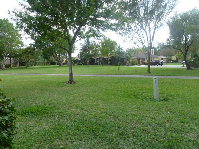 Foto del edificio - 22581 Vistawood Way