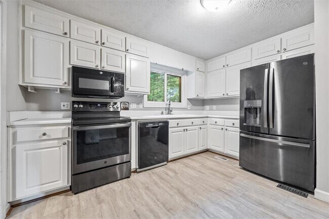 Foto del edificio - 5110 Thistle Rd SE