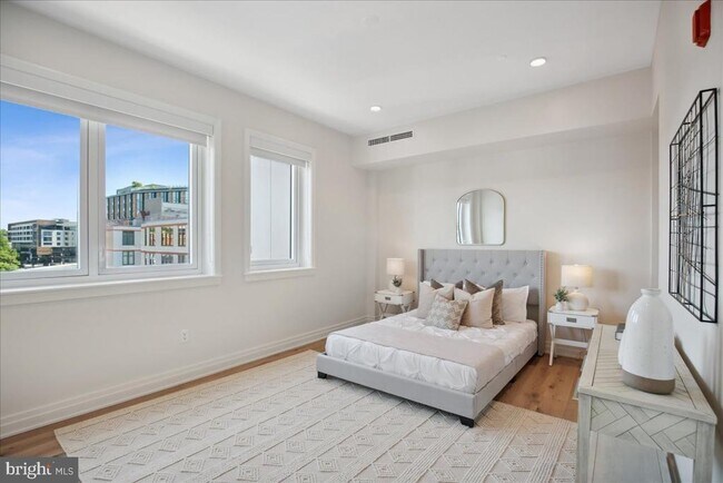 Foto del edificio - 923 V St NW