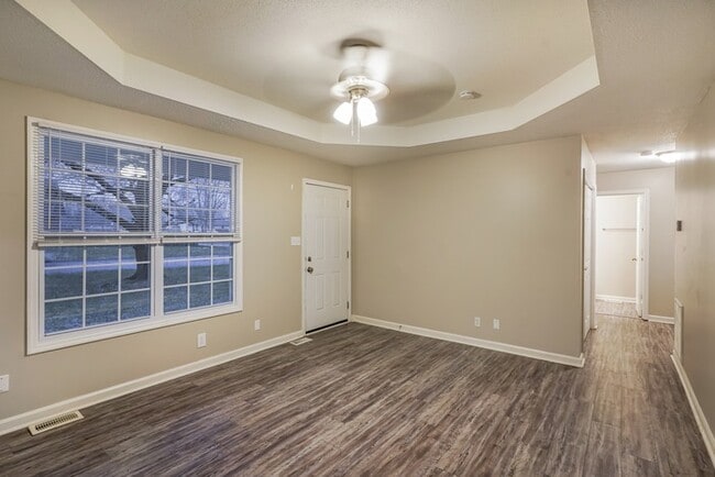 Foto del edificio - 749 Shelton Cir