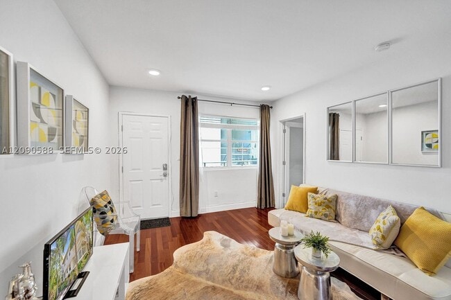 Foto del edificio - 1340 Drexel Ave