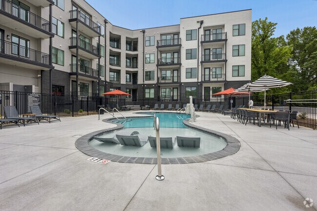 Building Photo - Spring Street Apartments