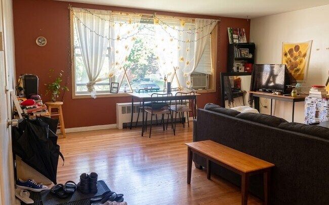 Foto del edificio - 2623 W Fitch Ave