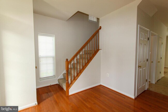 Building Photo - 72 Silverleaf Dr