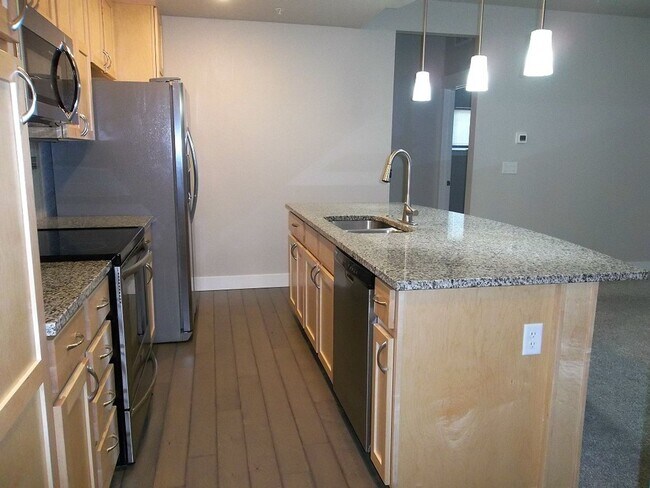 Foto del edificio - Secure, Stylish & Convenient – 2 Bed Condo in Loveland