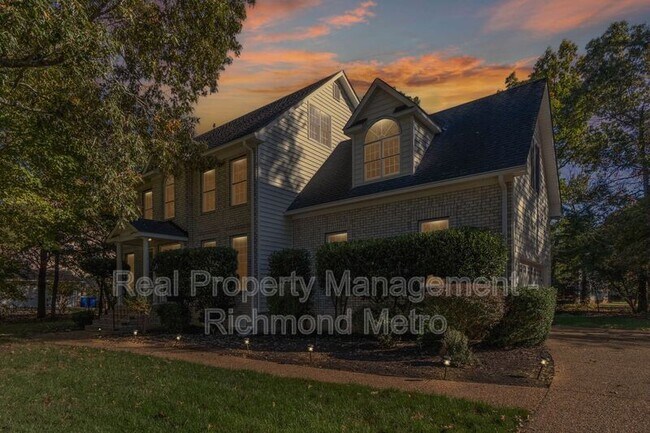 Foto del edificio - 12513 Inverness Dr