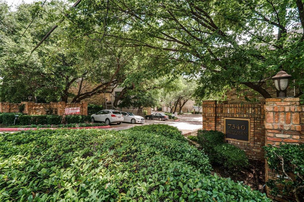 Foto principal - 7340 Skillman St