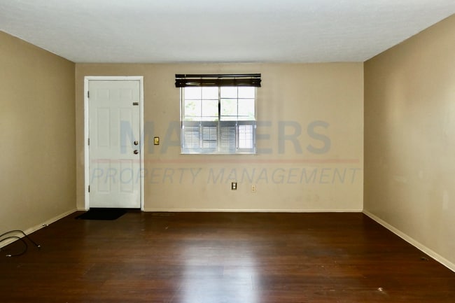 Building Photo - Spacious 2 Bed, 2 Bath Condo in West Toledo