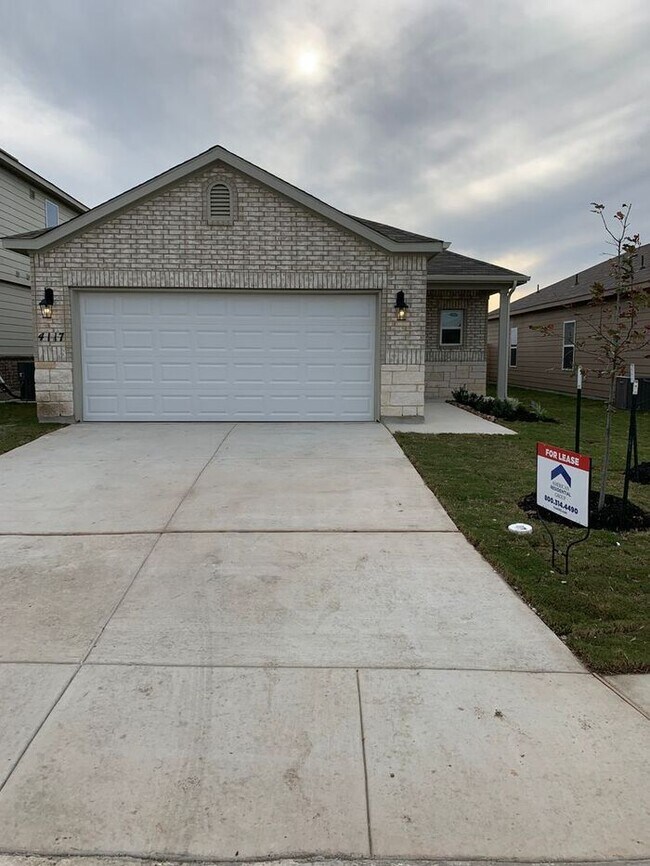 Foto del edificio - *Move-in Special* | Four Bedroom | Two Bat...