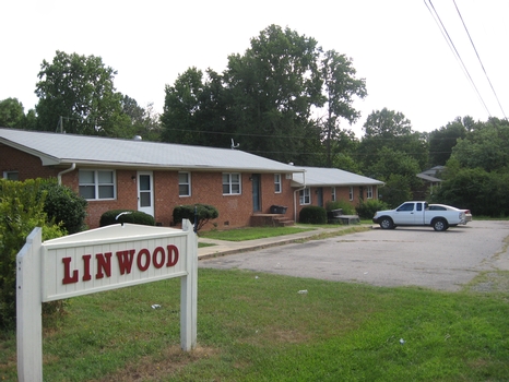 Building Photo - Linwood Apartments