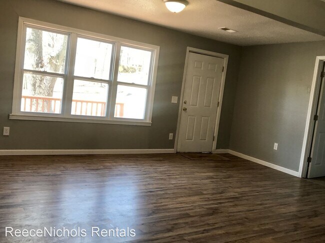 Building Photo - 2 br, 1 bath House - 9125 McGee Street