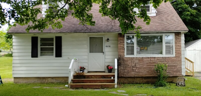Primary Photo - 4808 W Genesee St