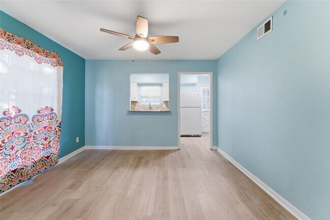 Foto del edificio - 2574 Marilee Ln
