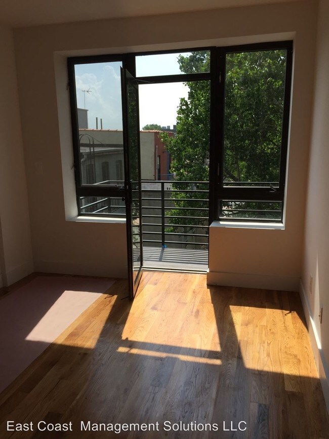 Building Photo - 194 Stuyvesant Ave