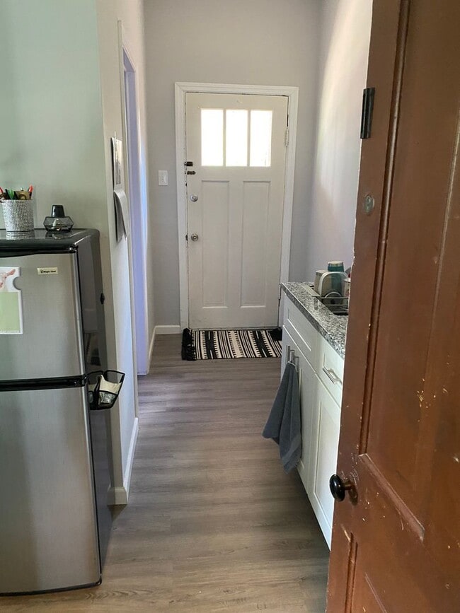 Foto del edificio - 5128 Keystone St