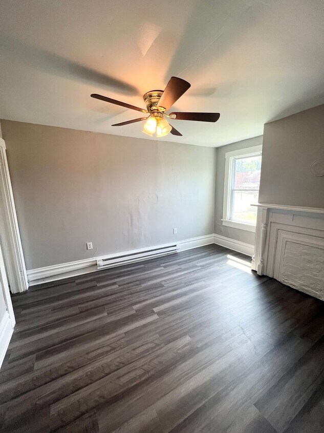3 Bed, 1 Bath Single Family Home in Homestead! - 3 Bed, 1 Bath Single Family Home in Homestead!