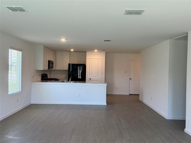 Foto del edificio - 6733 Haines Dr