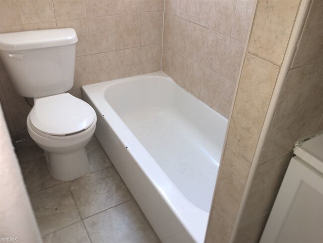 Building Photo - 2158 35th St