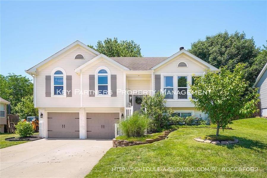 132 N Highland Dr, Raymore, MO 64083 House Rental in Raymore, MO