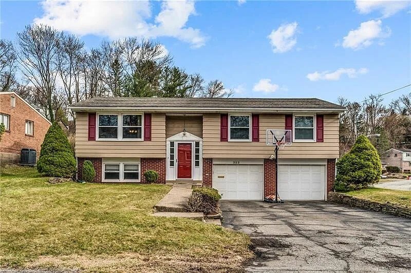 Photo - 353 Crescent Gardens Dr (Pittsburgh, PA)