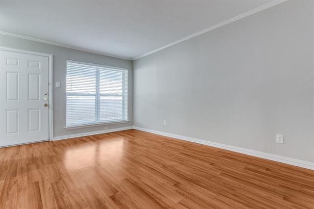 Foto del edificio - 5508 Tremont St