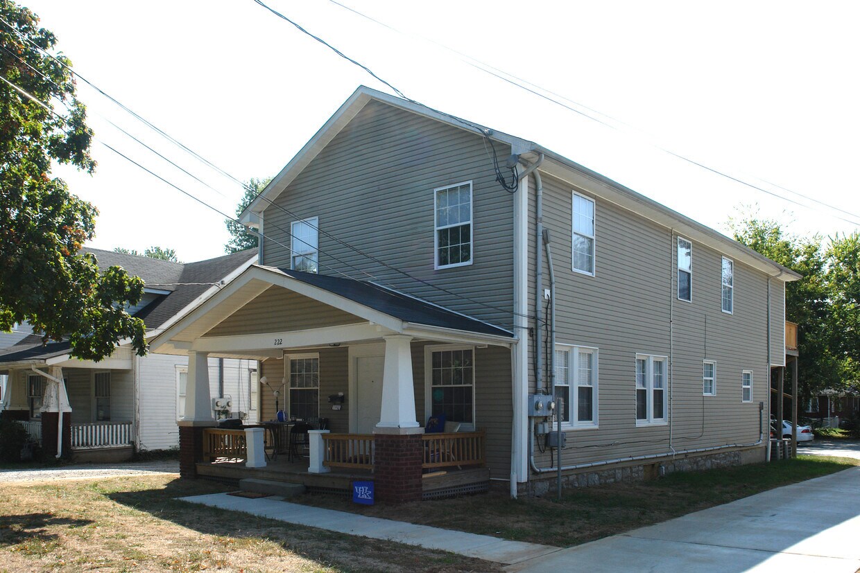 Building Photo - 222 Waller Ave