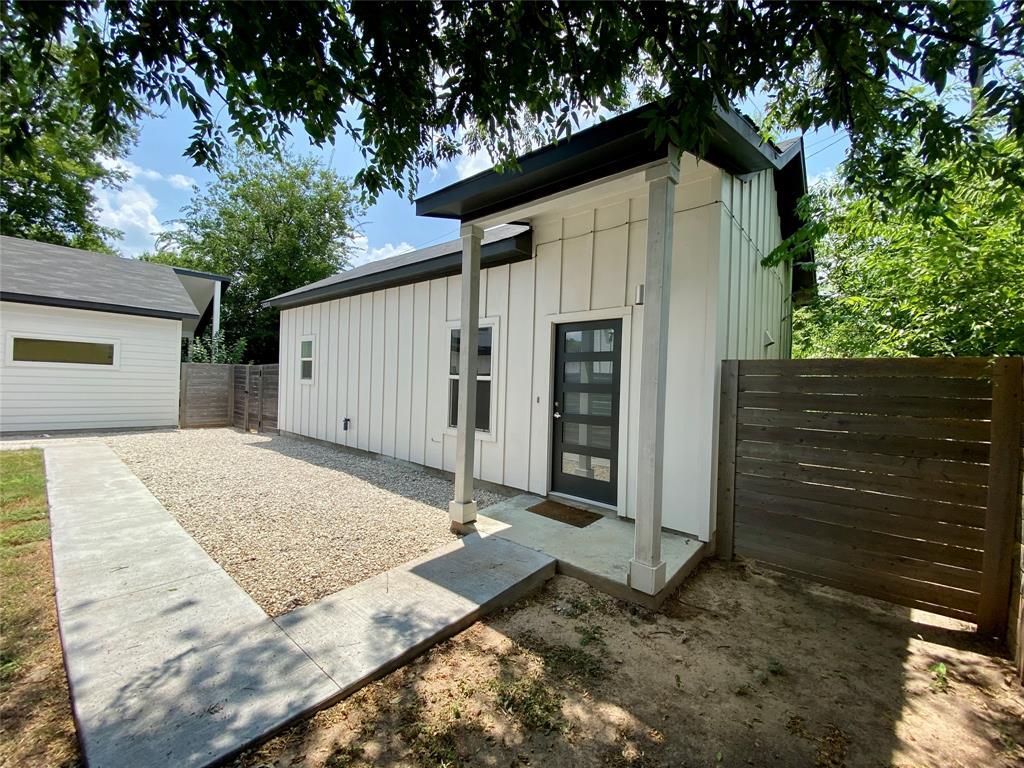 Primary Photo - 1209 E St Johns Ave
