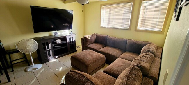 Foto del edificio - Fully Furnished Unit in Hilo close to the ...