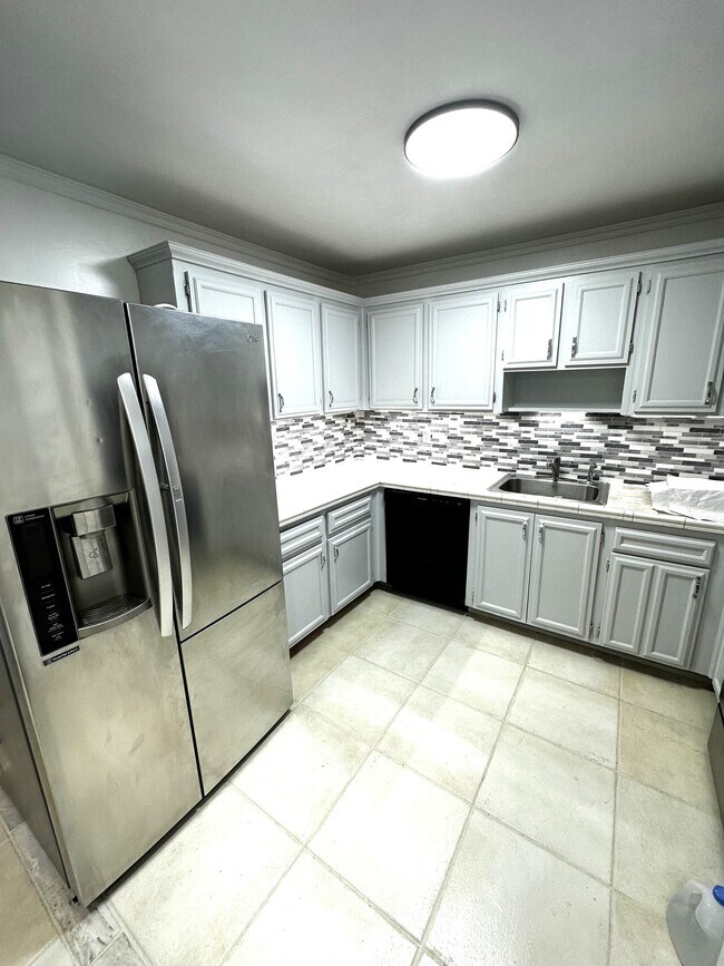 Foto del edificio - 5050 NW 7th St