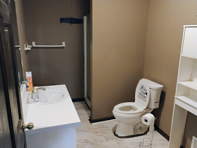 Foto del edificio - 629 Chatham Trail