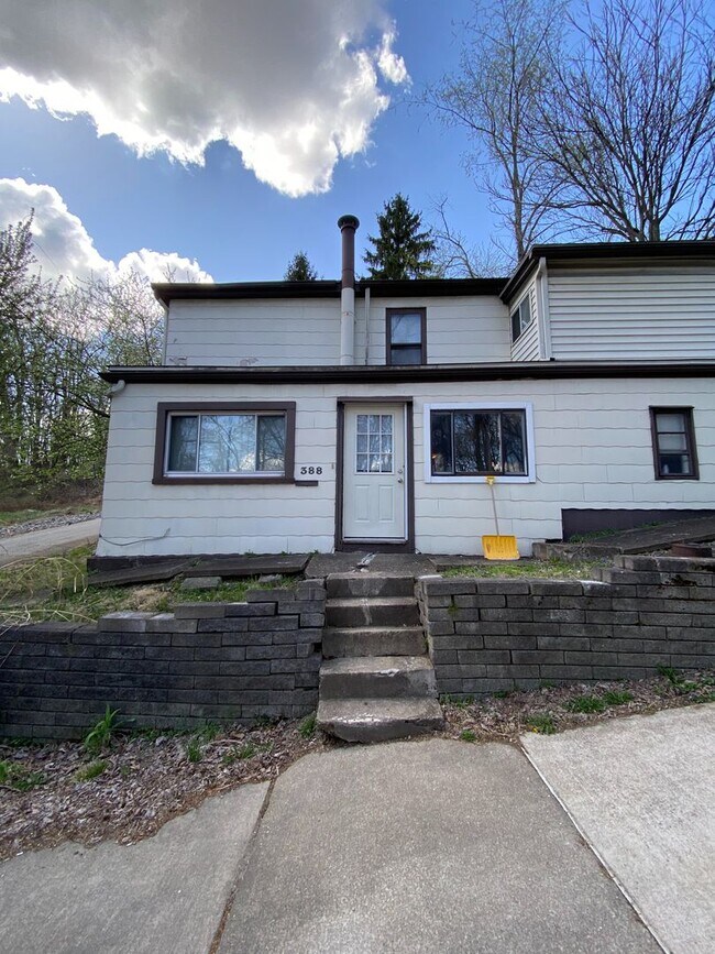 Foto del edificio - 388 Republic St