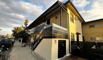 Foto del edificio - 13804 Moorpark St