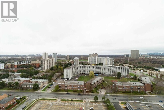 Building Photo - 2 Sonic Way