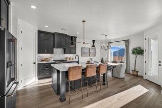 Building Photo - 1418 Hayrocks Dr