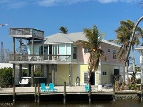 Building Photo - 2579 Third St