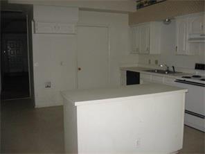 Building Photo - 404 Lochridge Dr