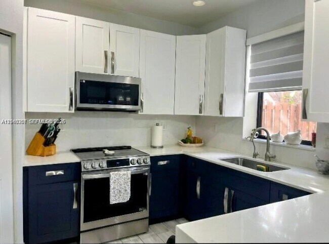 Foto del edificio - 17548 SW 153rd Ct