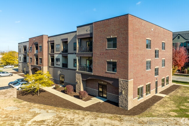 Building Photo - NewBo Ivy - Fully Occupied