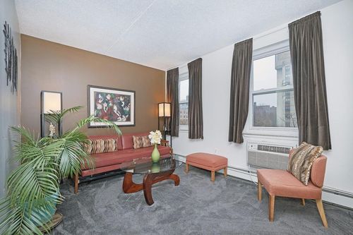 Foto del edificio - 1451 5th Ave