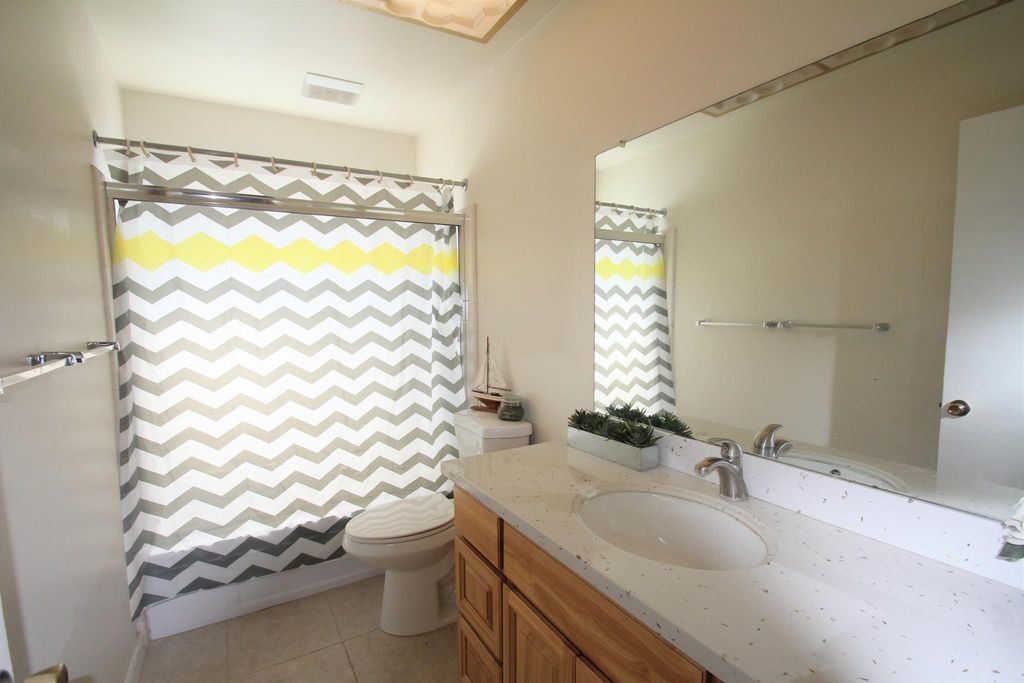 Building Photo - 35602 Brookvale Ct