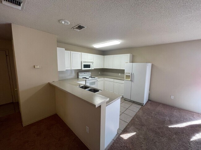 Foto del edificio - 6311 7th St
