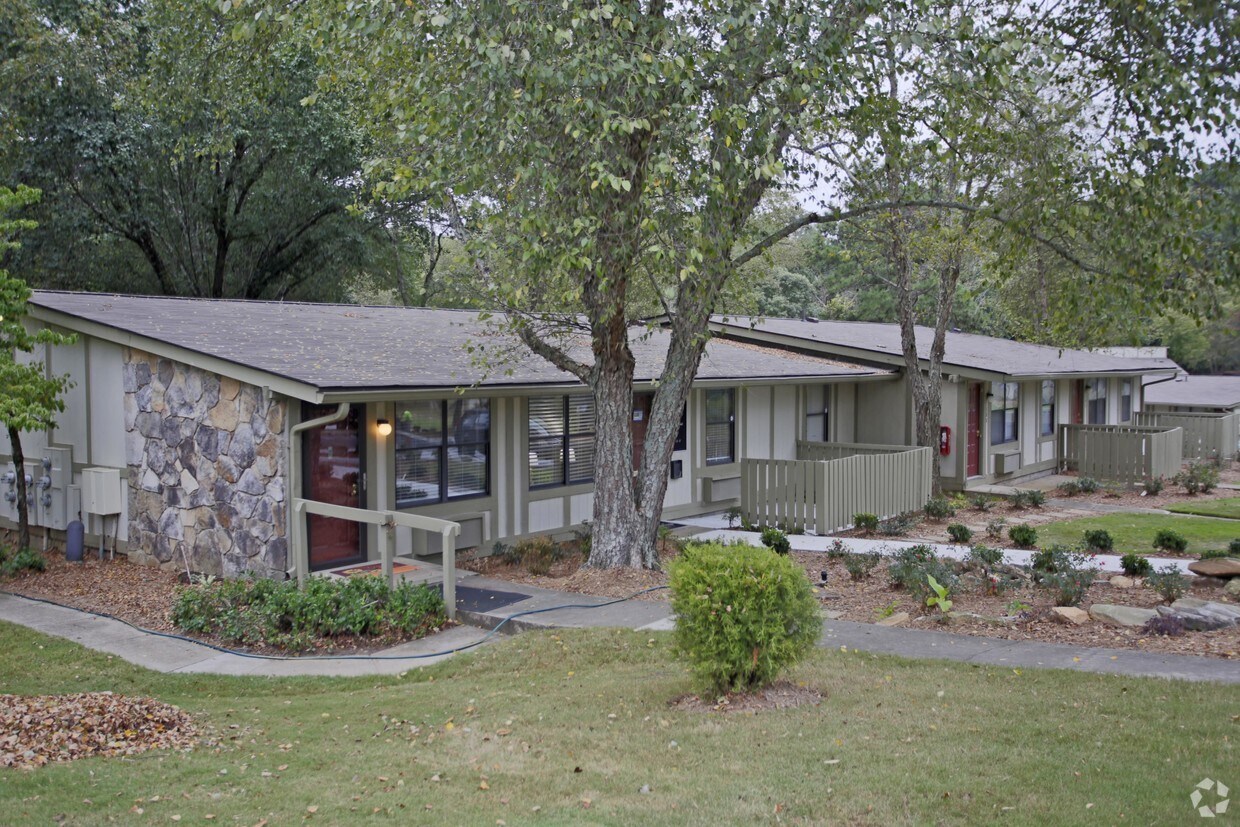 Poplar Springs Apartments Alquileres en College Park, GA