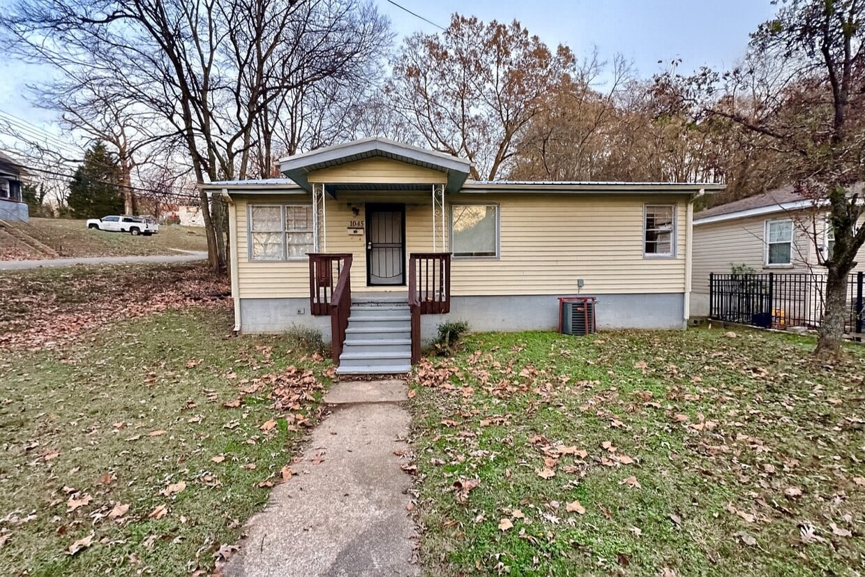 Foto principal - 1045 Waverly St