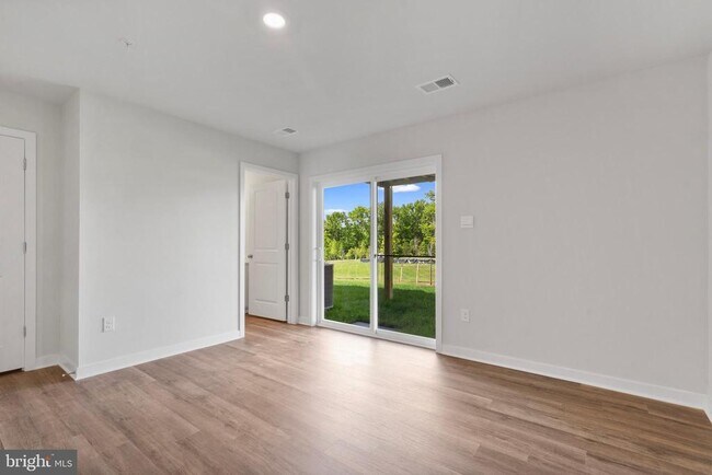 Foto del edificio - 16521 Green Glade Dr