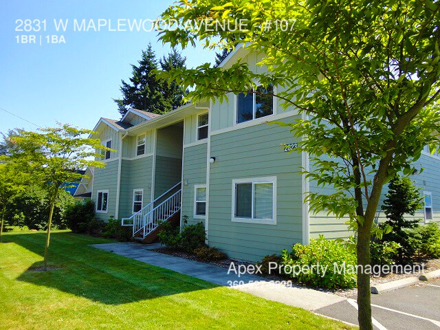 Foto principal - 2831 W Maplewood Ave